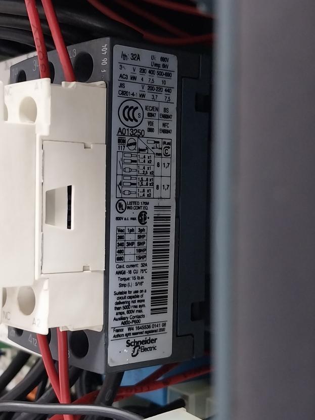 Telemecanique Ladn40 Electrical Control Panel 50/60Hz