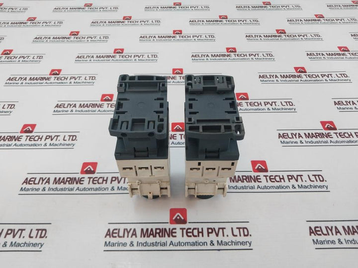Telemecanique Ladr0 Time Delay Block With Cad32 Auxiliary Contactor 230V 50/60Hz