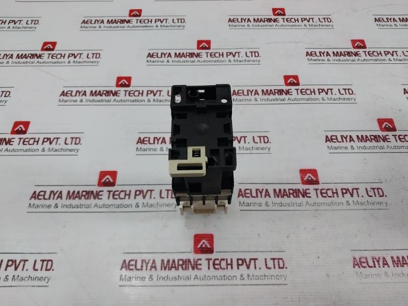 Telemecanique Ladt2 Time Delay Relay 220V 50/60 Hz A600 P600 Iec 158-1 750V