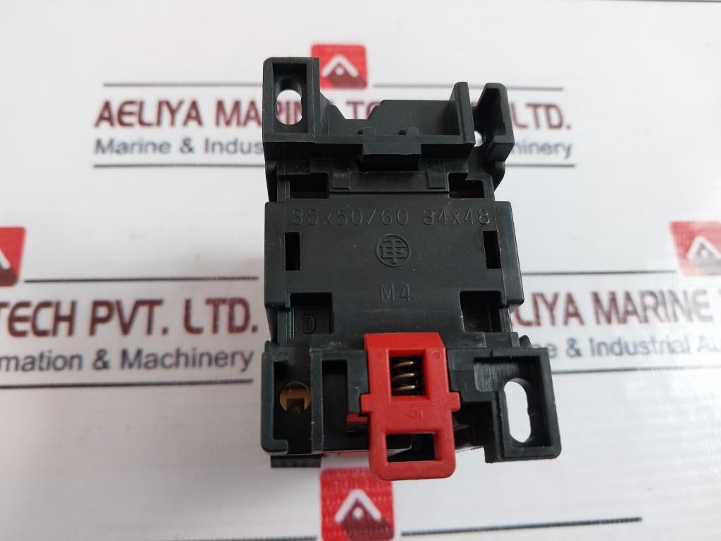 Telemecanique LC1-D093.A65 Auxiliary Contactor