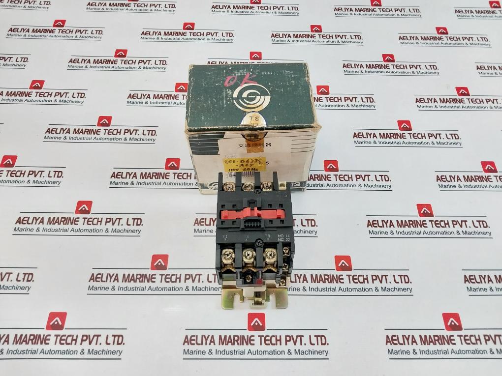 Telemecanique Lc1-d633C-a65 Ac Contactor 80A