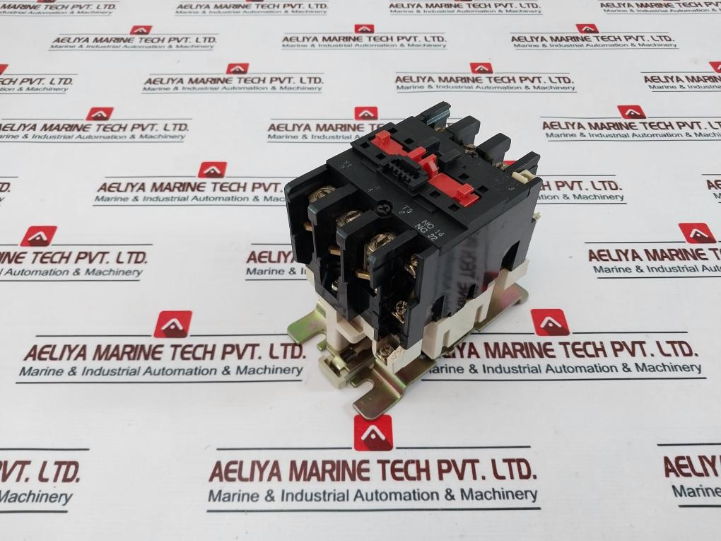 Telemecanique Lc1-d633C-a65 Ac Contactor 80A