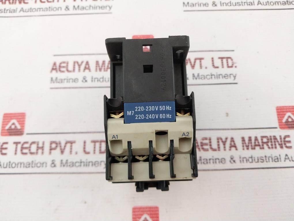 Telemecanique Lc1 D09 00 Contactor 25A 1000V