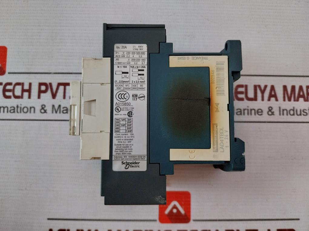 Telemecanique Lc1D093 3 Pole Contactor 600Vac Max. 5-24V