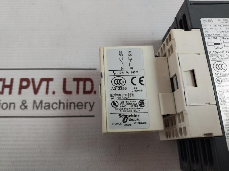 Telemecanique Lc1D093Bd 3-pole Auxiliary Module With Ladn113 Contact Block 24Vdc