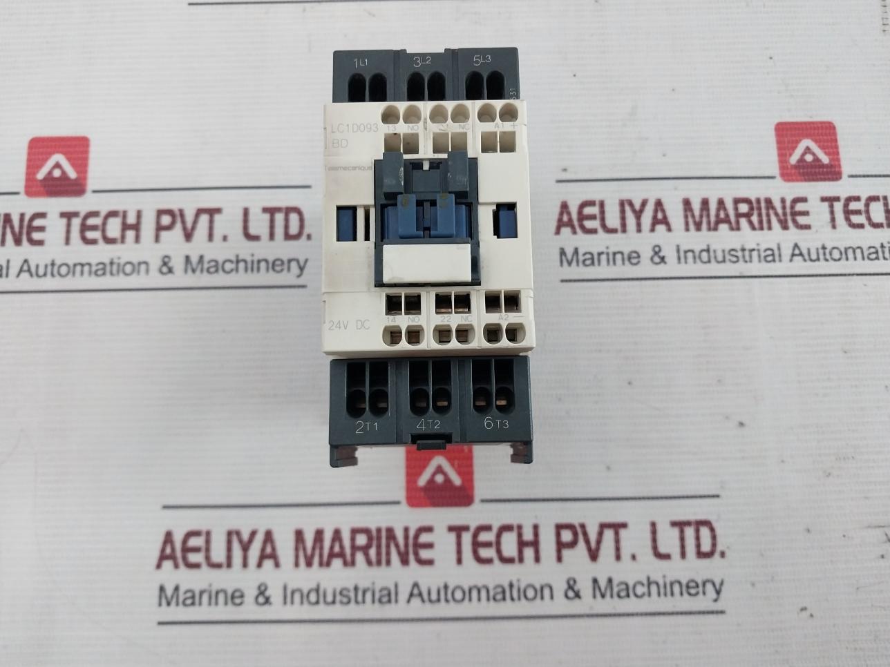 Telemecanique Lc1D093 Bd 3-pole Contactor 24Vdc 600V Ac Max 12A