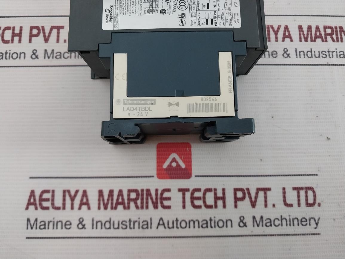 Telemecanique Lc1D093 Bd 3-pole Contactor 24Vdc 600V Ac Max 12A