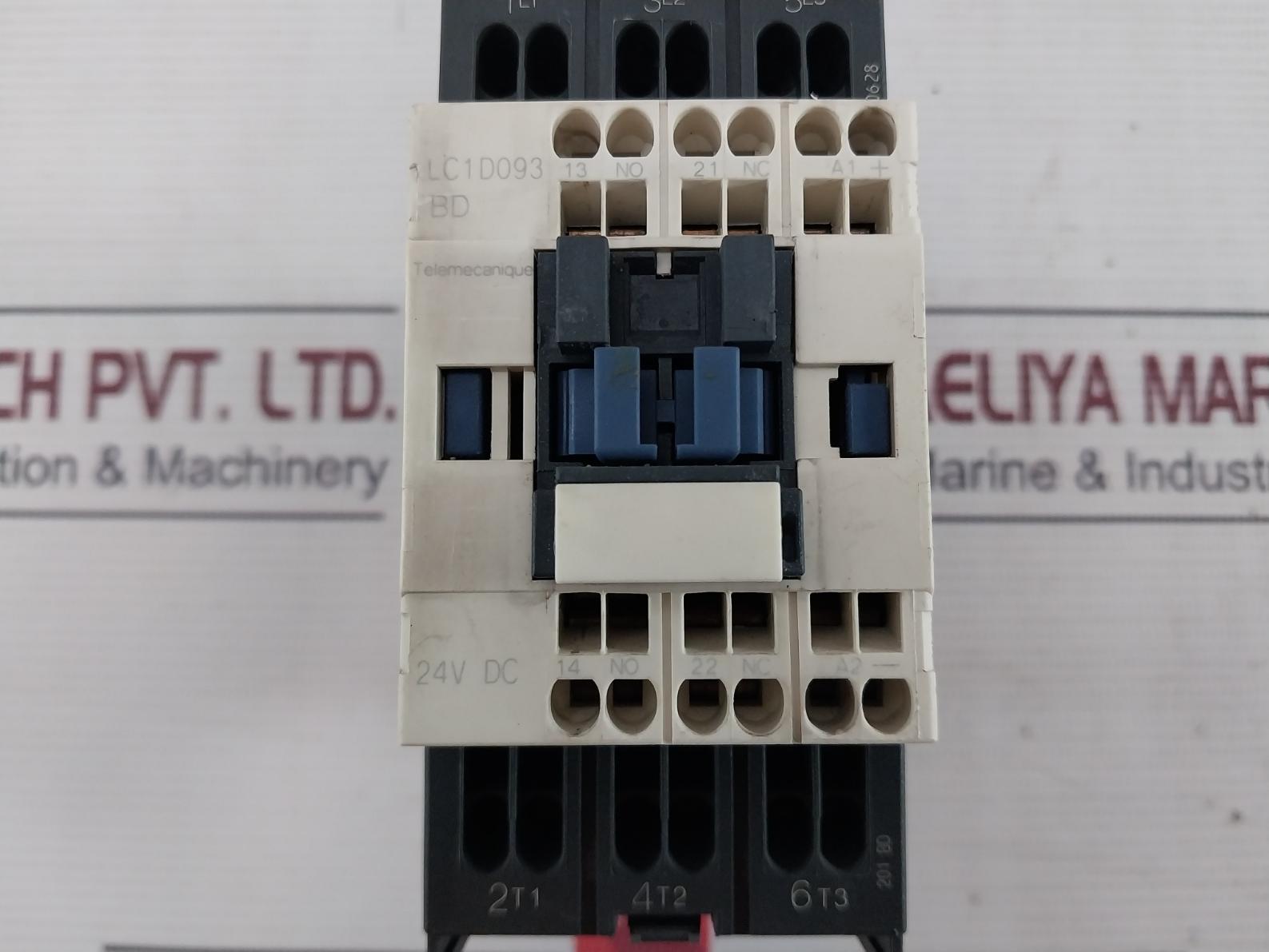 Telemecanique Lc1D093 Bd 3 Pole Contactor 24V Dc 600V Ac Max 20A