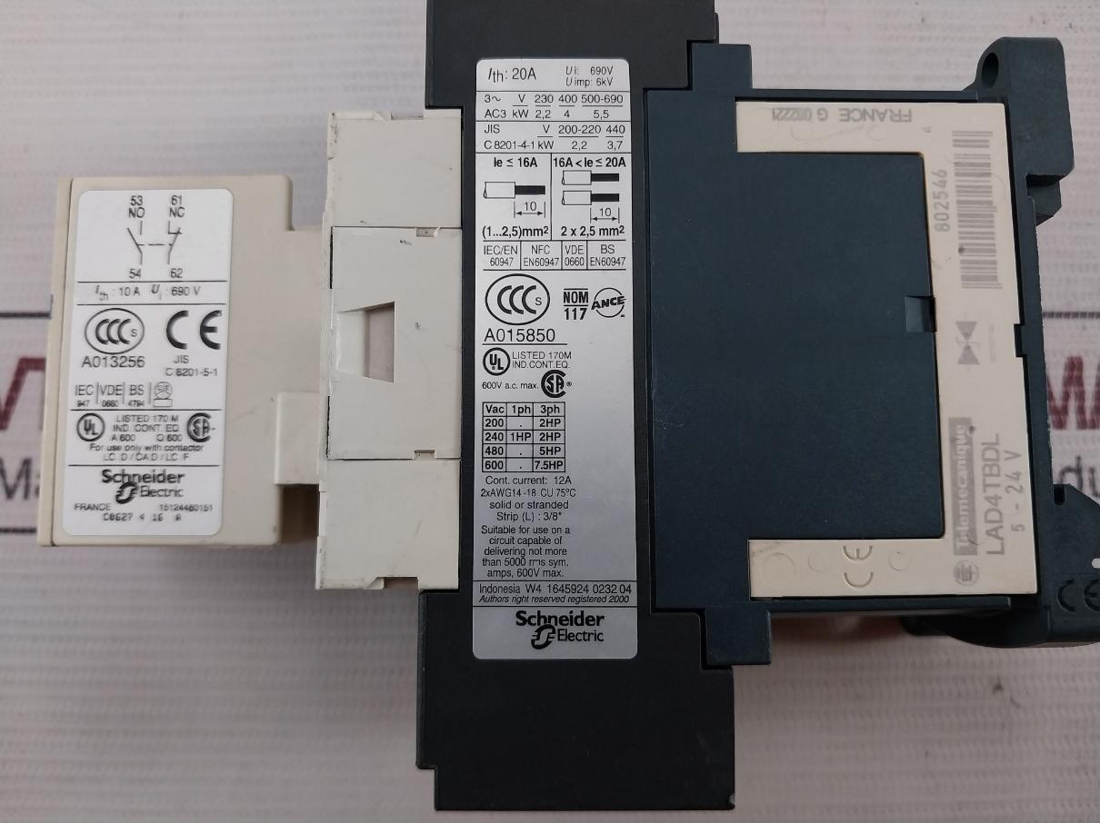 Telemecanique Lc1D093 Bd 3 Pole Contactor 24V Dc 600V Ac Max 20A