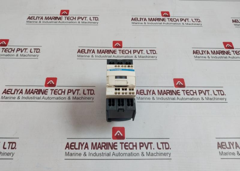 Telemecanique Lc1D093Bd 3 Pole Contactor 9A 24V Dc Coil 600V A.C.Max.