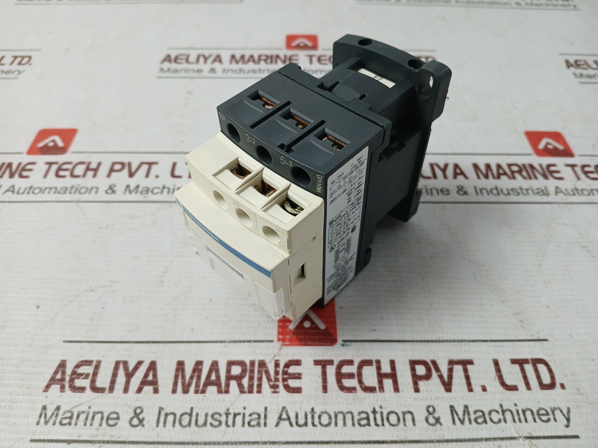 Telemecanique/square D/schneider Electric Lc1d12f7 Contactor