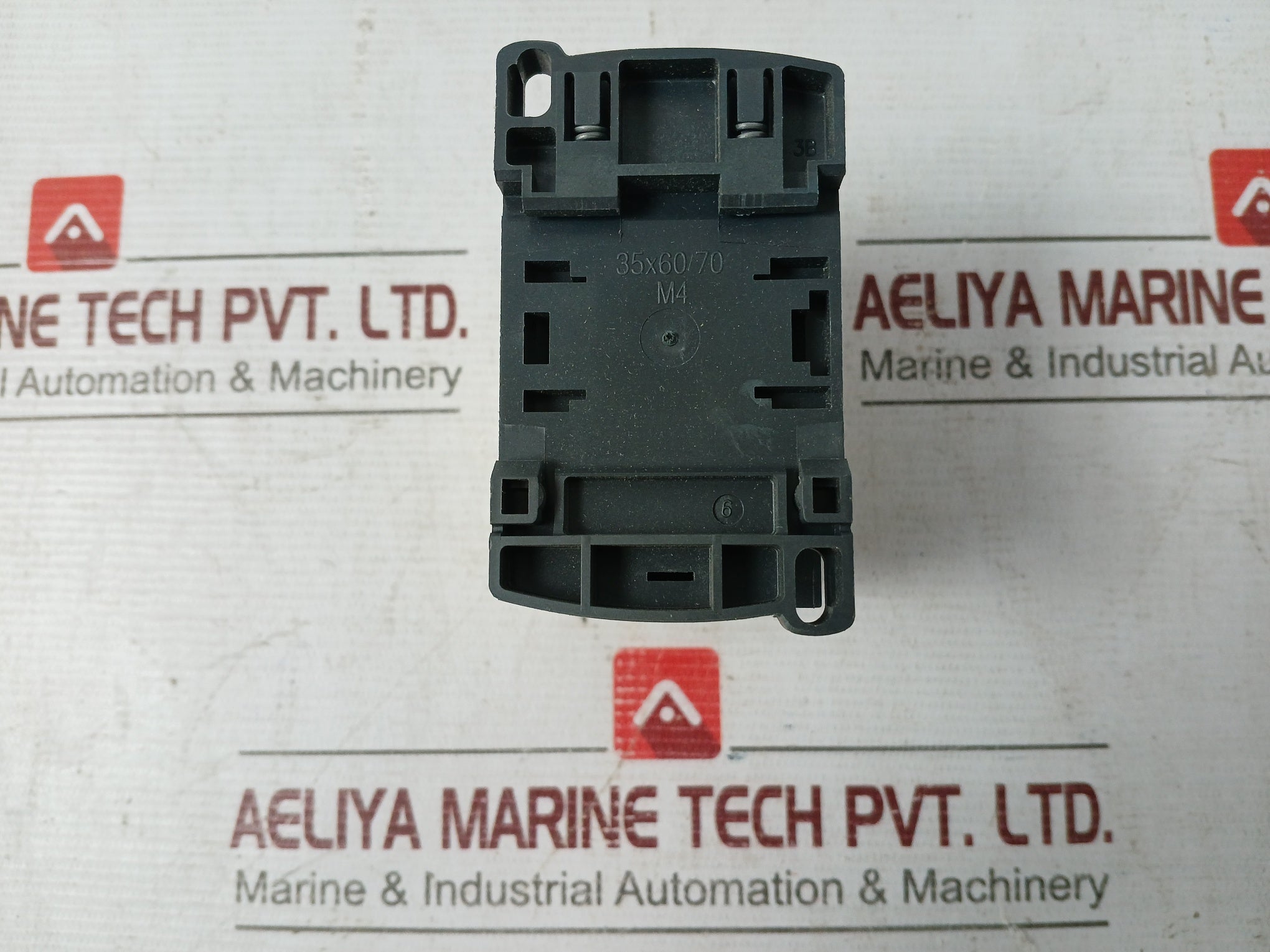 Telemecanique/square D/schneider Electric Lc1d12f7 Contactor