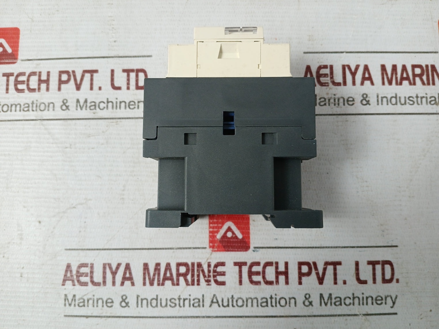 Telemecanique/square D/schneider Electric Lc1d12f7 Contactor