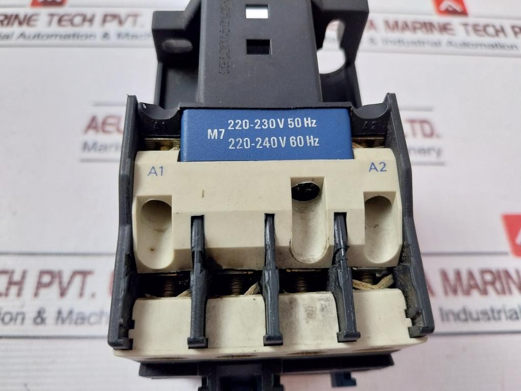 Telemecanique Lc1 D2510 Contactor 40A 50/60Hz