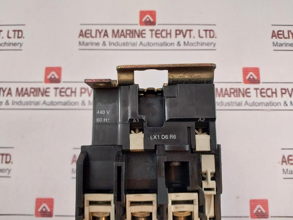 Telemecanique Lc1 D9511 Contactor 125A 600V 60Hz