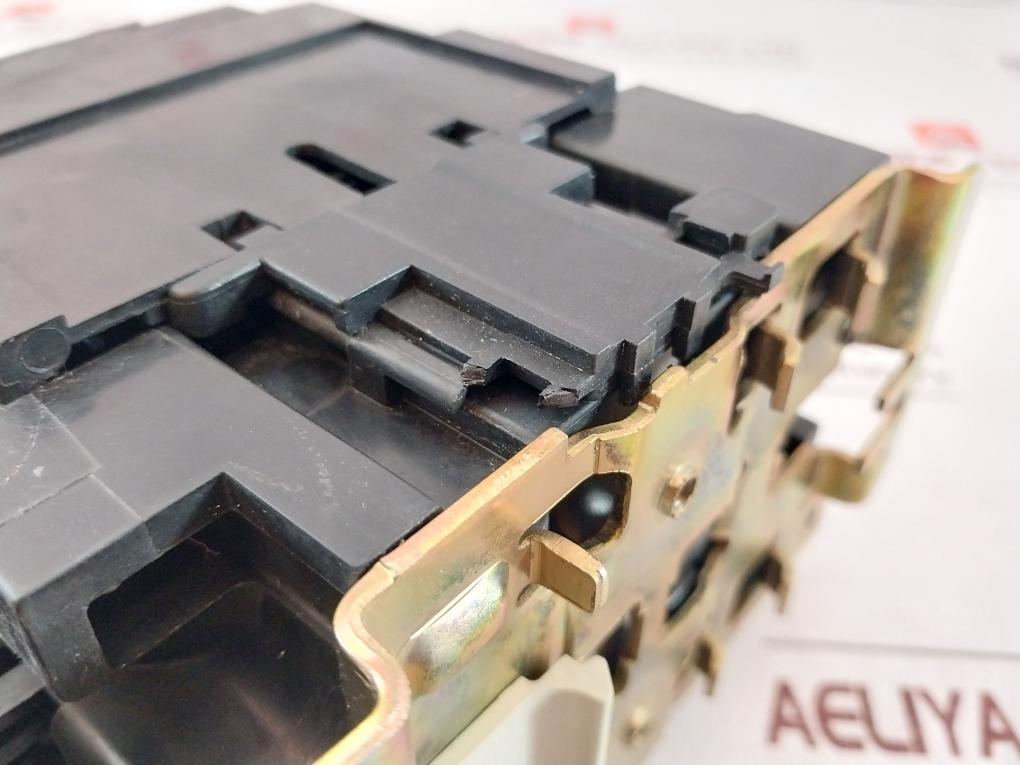 Telemecanique Lc1 D9511 Contactor, Lr2D33 Overload Relay, La1Dn02 Contact Block