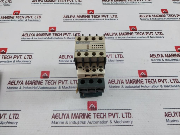 Telemecanique Lc1 D/Lp1 D, 3P Contactor W/ La1 Dn22 M Contact Block