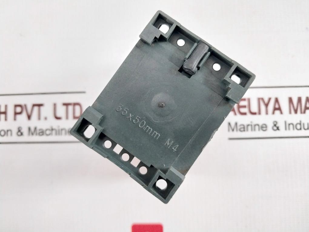 Telemecanique Lc1K06 Contactor 50/60Hz 24V 10B7 A013250 600V 14-18 Cu 60/75C 20A