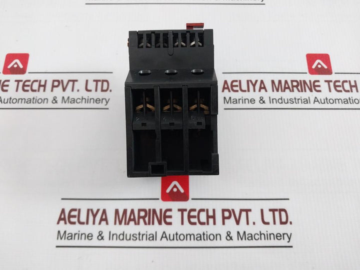 Telemecanique Lr1-d32353 Overload Relay 660V~ 10A Jem 1356.S, Y89272