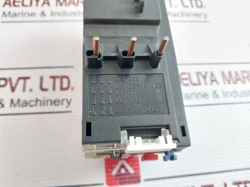 Telemecanique Lr2 D1305 Thermal Overload Relay Class 10A 600Vac