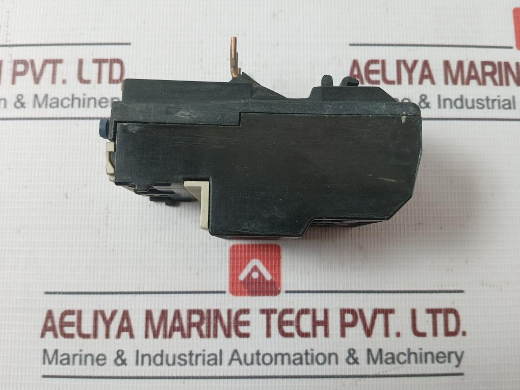 Telemecanique Lr2 D1312 Thermal Overload Relay 5.5–8 Amps 380V / 600V A.C. Max