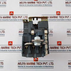 Telemecanique/Schneider Electric Lc1 D65 Contactor With Lx1 D6 Fe7 Coil