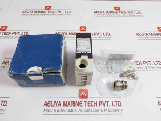 Telemecanique Photoelectric Sensor Detector Xue-h753538