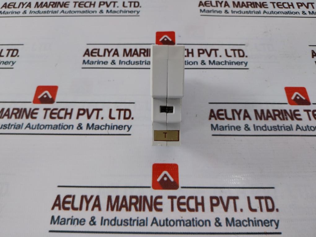 Telemecanique Re1-la001 Electronic Timer Travail On Delay 0.7A 240V Ac/Dc