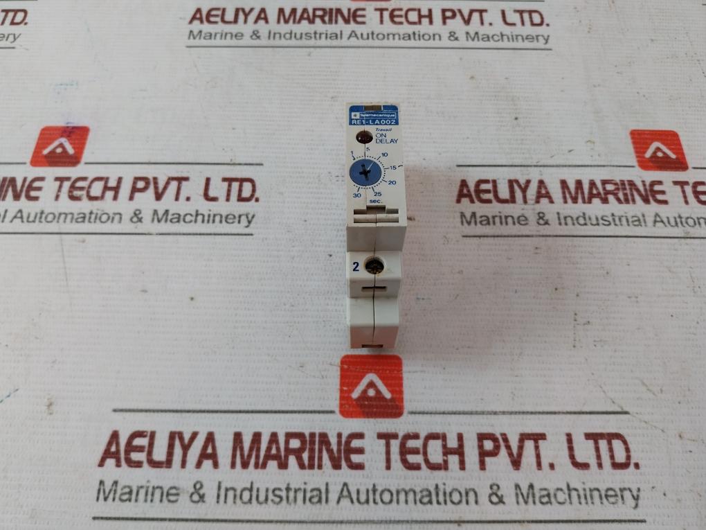 Telemecanique Re1-la002 Time Delay Relay 1–30S 24–240V Ac/Dc 0.7A