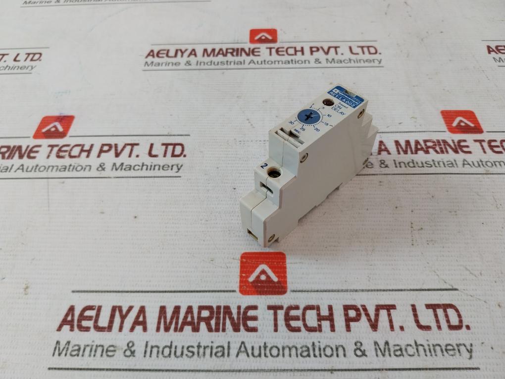 Telemecanique Re1-la002 Time Delay Relay 1–30S 24–240V Ac/Dc 0.7A