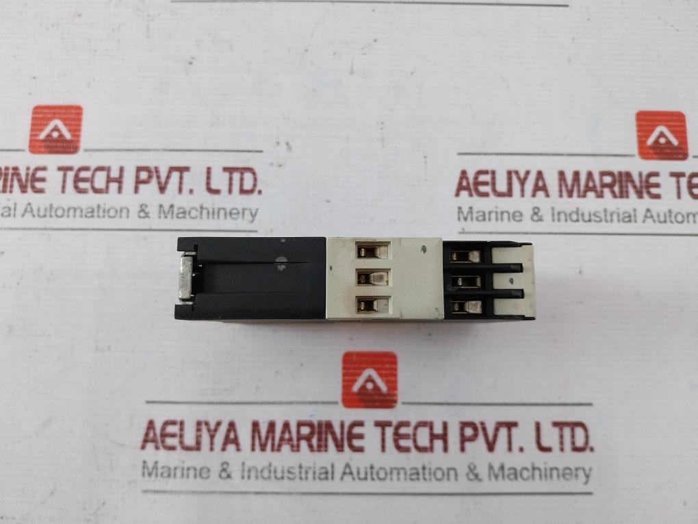 Telemecanique Re4 Cp Time Relay 50/60 Hz 250V 4A Ac11 220V 1.5A B300 09961