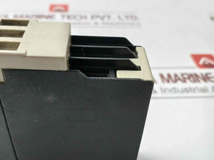 Telemecanique Re4 My13Mw Time Delay Relay 24-240 V Ac 50/60 Hz 0.05S-300H