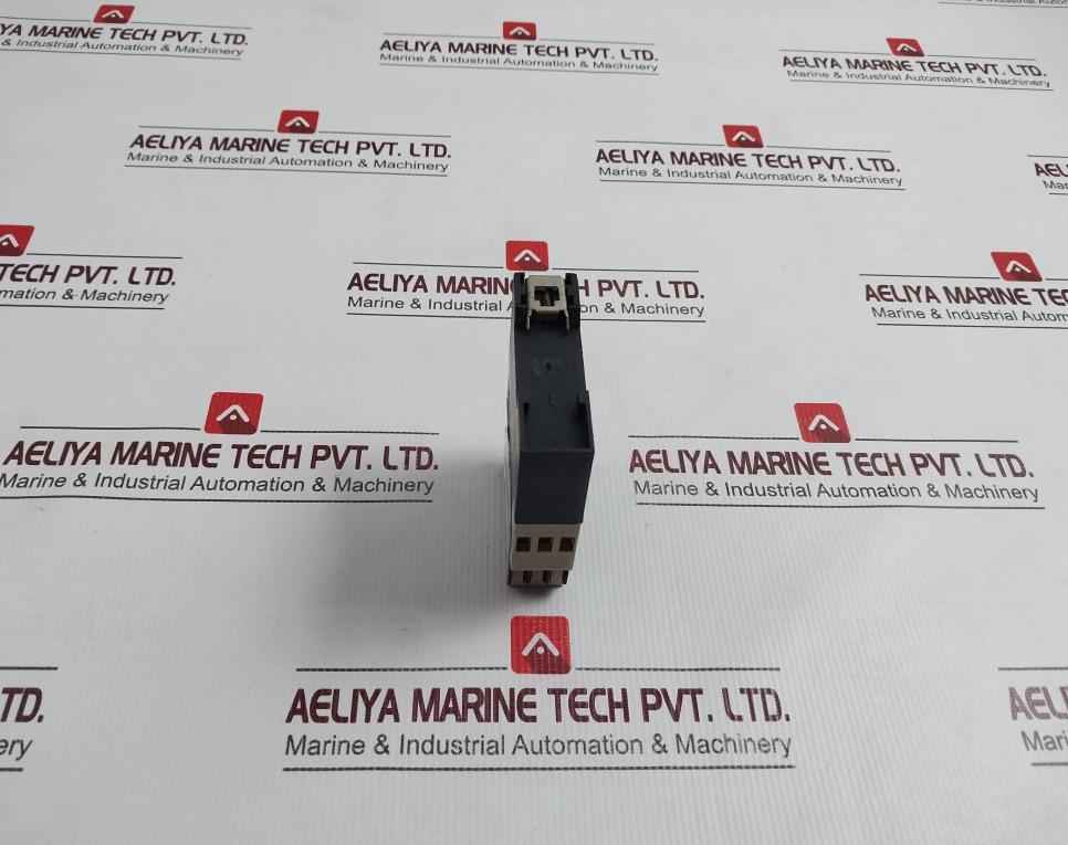 Telemecanique Re4 Tp13Bu Multifunction Timer Relay (0.05S–300H)