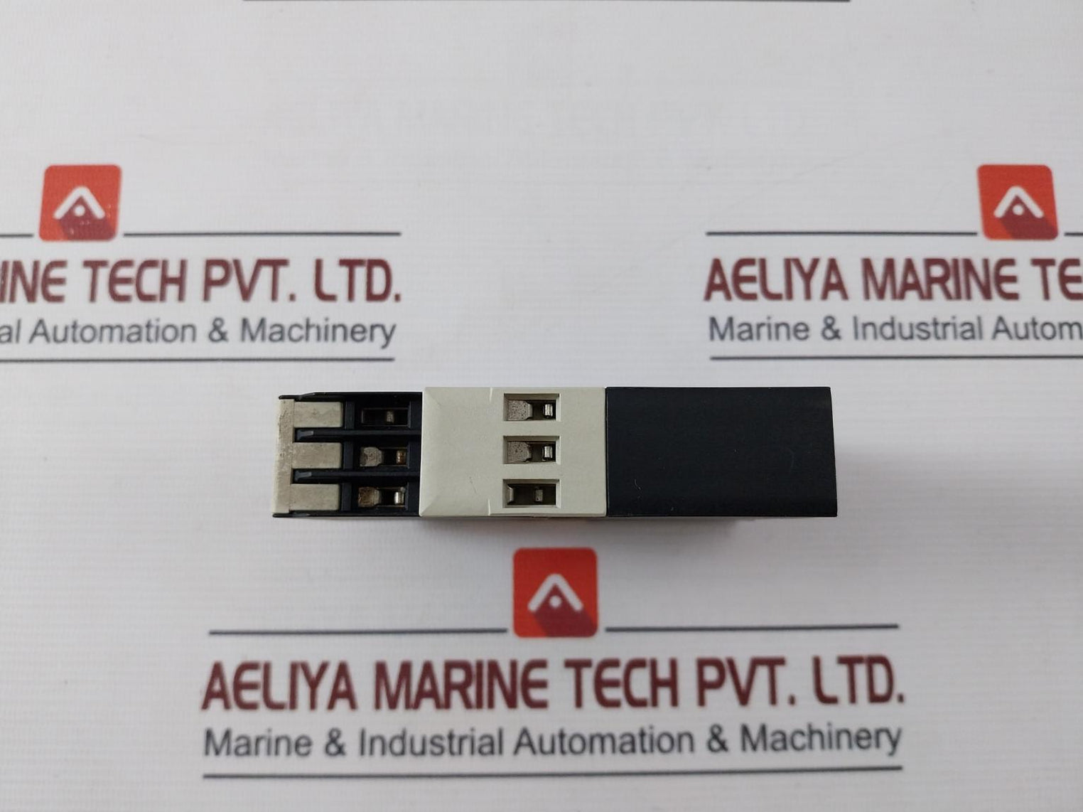 Telemecanique Re4 Tp13Bu Time Delay Relay 110-240V 0.05S-300H