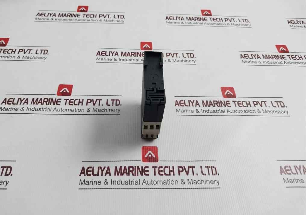 Telemecanique Re4 Ya12Bu Electronic Timing Relay 50/60Hz 250V 4A