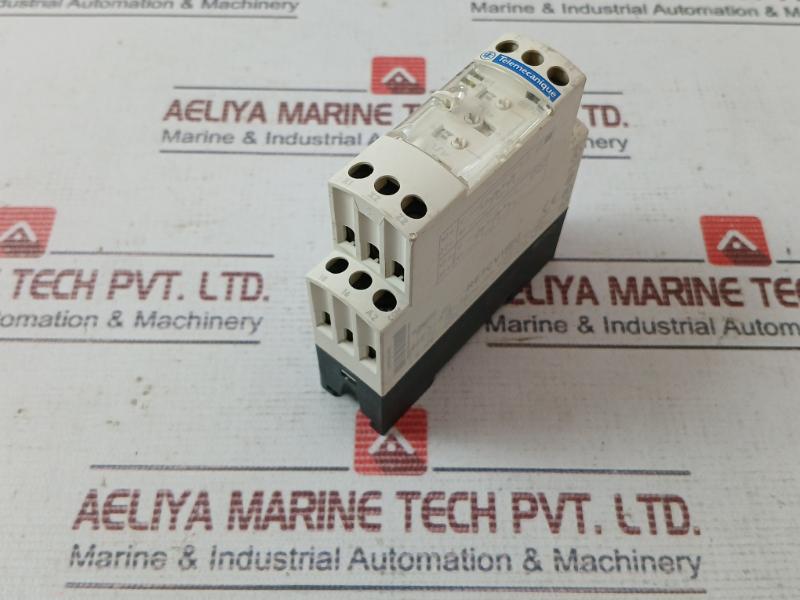 Telemecanique Re7Cv11Bu Time Relay 0.05S-300H 110-240V Ac 8B0905