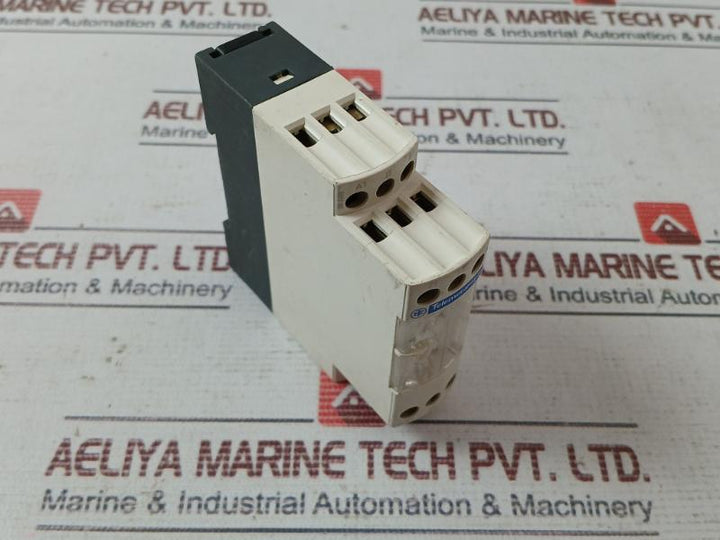 Telemecanique Re7Cv11Bu Time Relay 0.05S-300H 110-240V Ac 8B0905