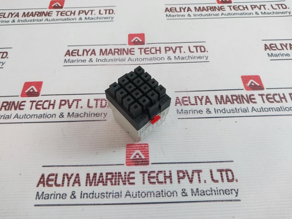 Telemecanique Rhn 411M Inst-relay Ith: 5A Ui: 250V , 220V Ac 50Hz