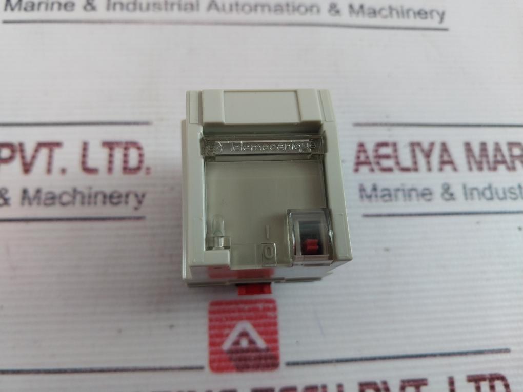 Telemecanique Rhn 411M Inst-relay Ith: 5A Ui: 250V , 220V Ac 50Hz