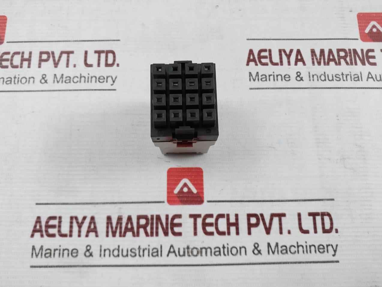 Telemecanique Rhn 416De Plug-in Relay 366781-01 31 48Vac 60Hz