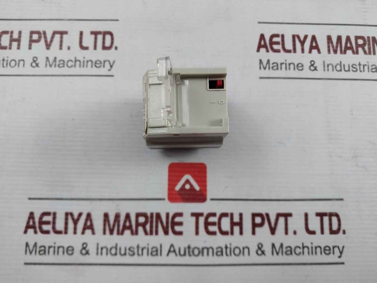 Telemecanique Rhn 416De Plug-in Relay 366781-01 31 48Vac 60Hz