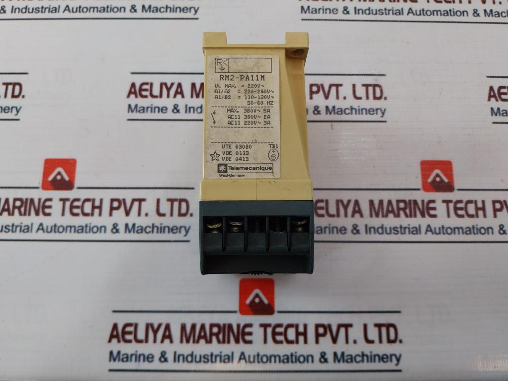 Telemecanique Rm2-pa11M Control Relay 820ω