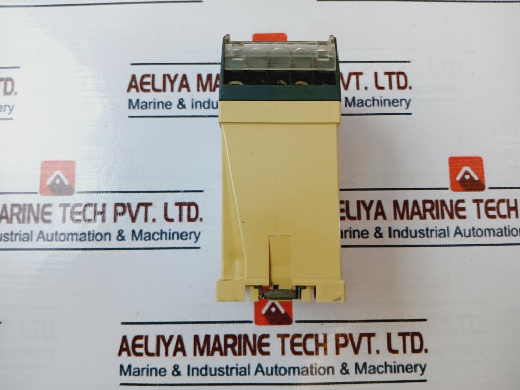 Telemecanique Rm2-pa11M Voltage Relay 50/60Hz