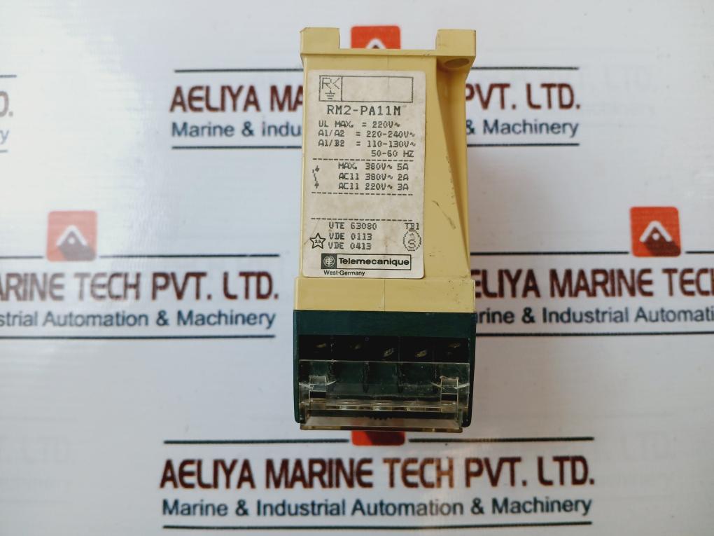 Telemecanique Rm2-pa11M Voltage Relay 50/60Hz