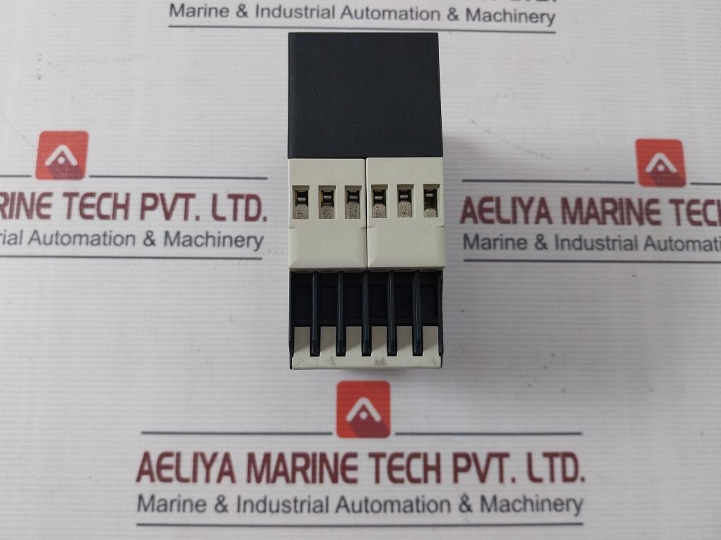 Telemecanique Rm3 Tar112Qn7 Time Delay Relay 50-60 Hz Ac15 400V 2A