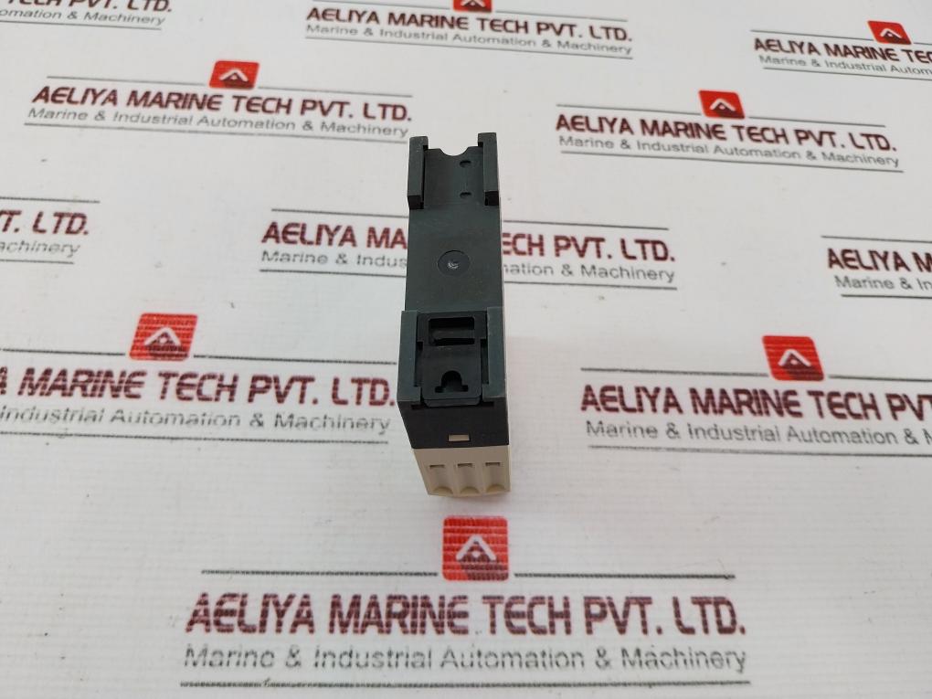 Telemecanique Rm4La32Mw Liquid Level Control Relay 0.1S-10S 3389110334531
