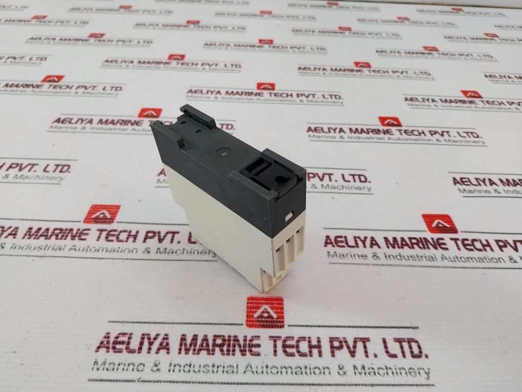 Telemecanique Rm4La32Mw Liquid Level Control Relay 0.1S-10S 3389110334531