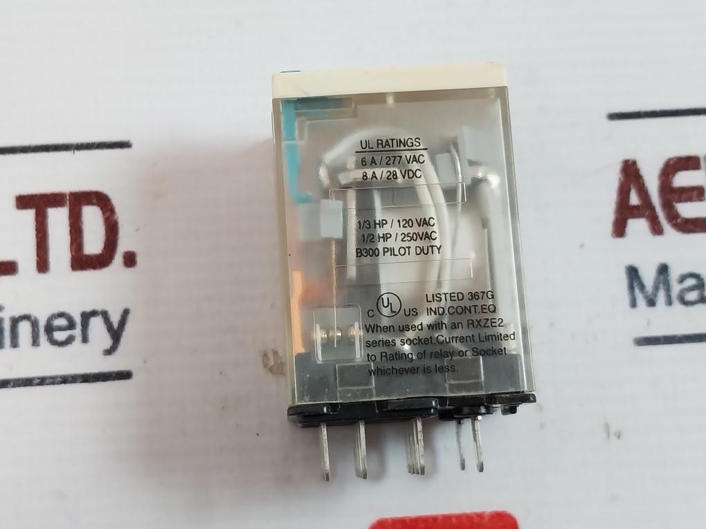 Telemecanique Rxm4ab2bd Relay With Rxze2m114 Socket