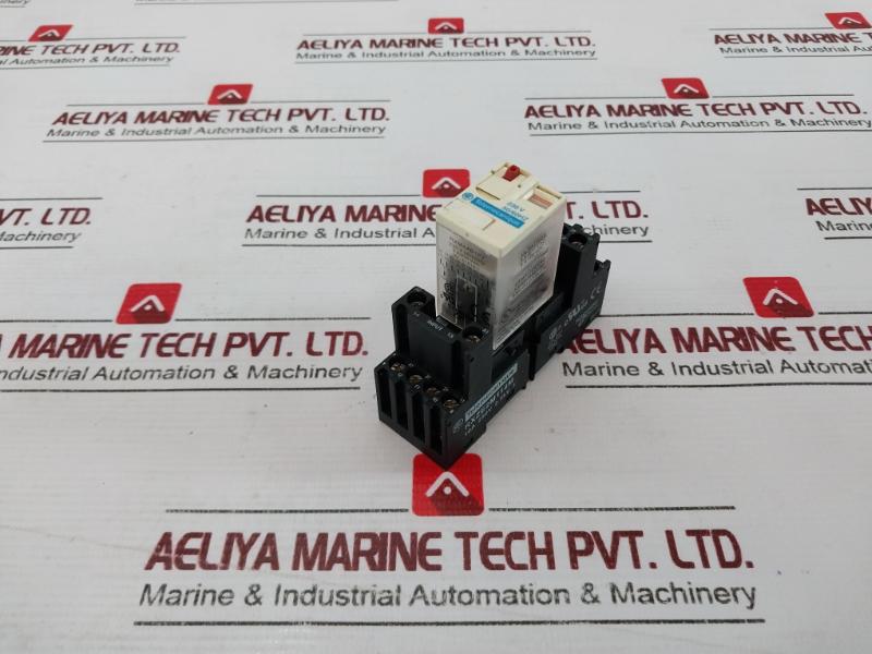Telemecanique Rxze2M114M Relay Socket Base 10A 250V Iec 61810-1
