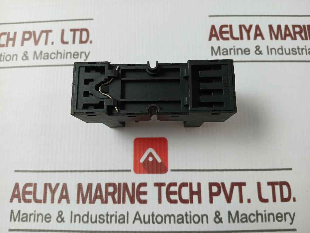 Telemecanique Rxze2m114m Relay Socket 10a 300v 2.5kv